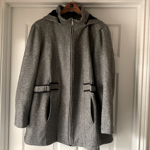 INTL d.e.t.a.i.l.s Women's Hooded Fashion Fleece Coat Jacket - Picture 4 of 16